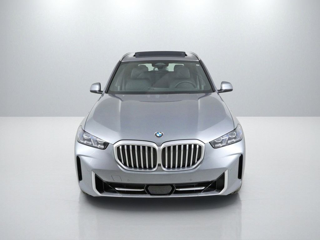 Used 2026 Skyscraper Grey Metallic BMW xDrive40i image 17
