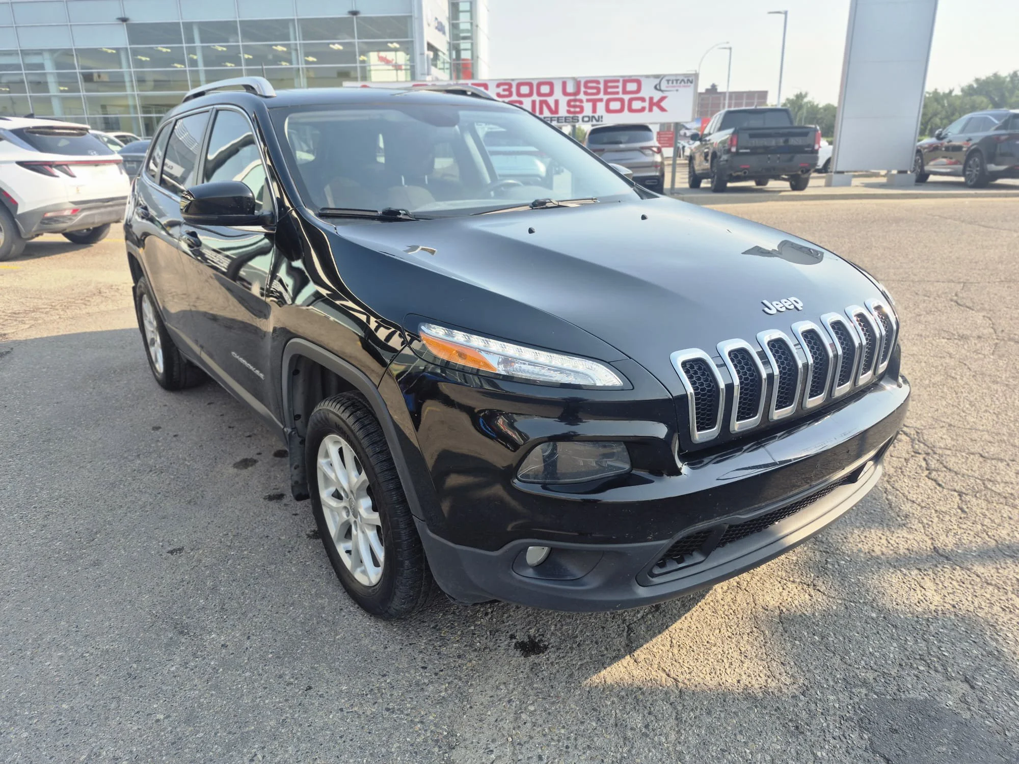 Used 2017 Black Jeep North image 5