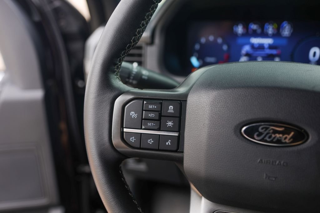 Used 2024 Black Ford XLT image 14