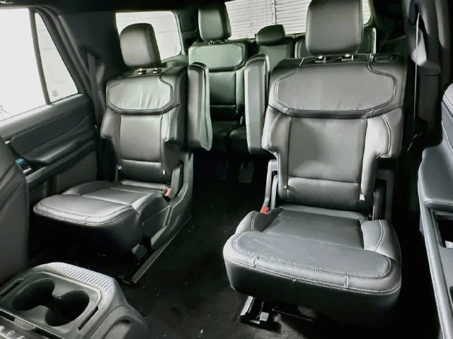 New 2027 Ford Expedition Platinum