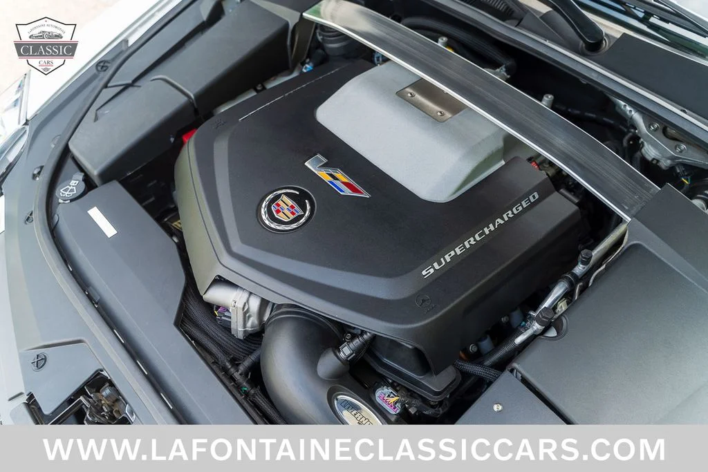 Used 2015 White Cadillac Base image 61