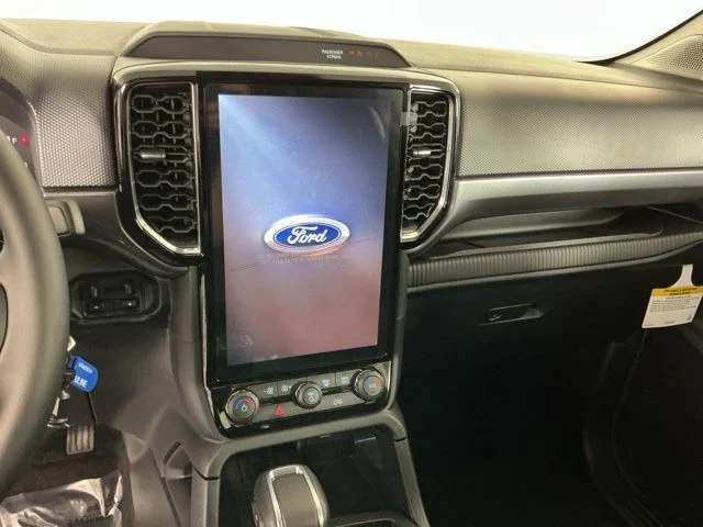 New 2026 Velocity Blue Metallic Ford XLT image 19