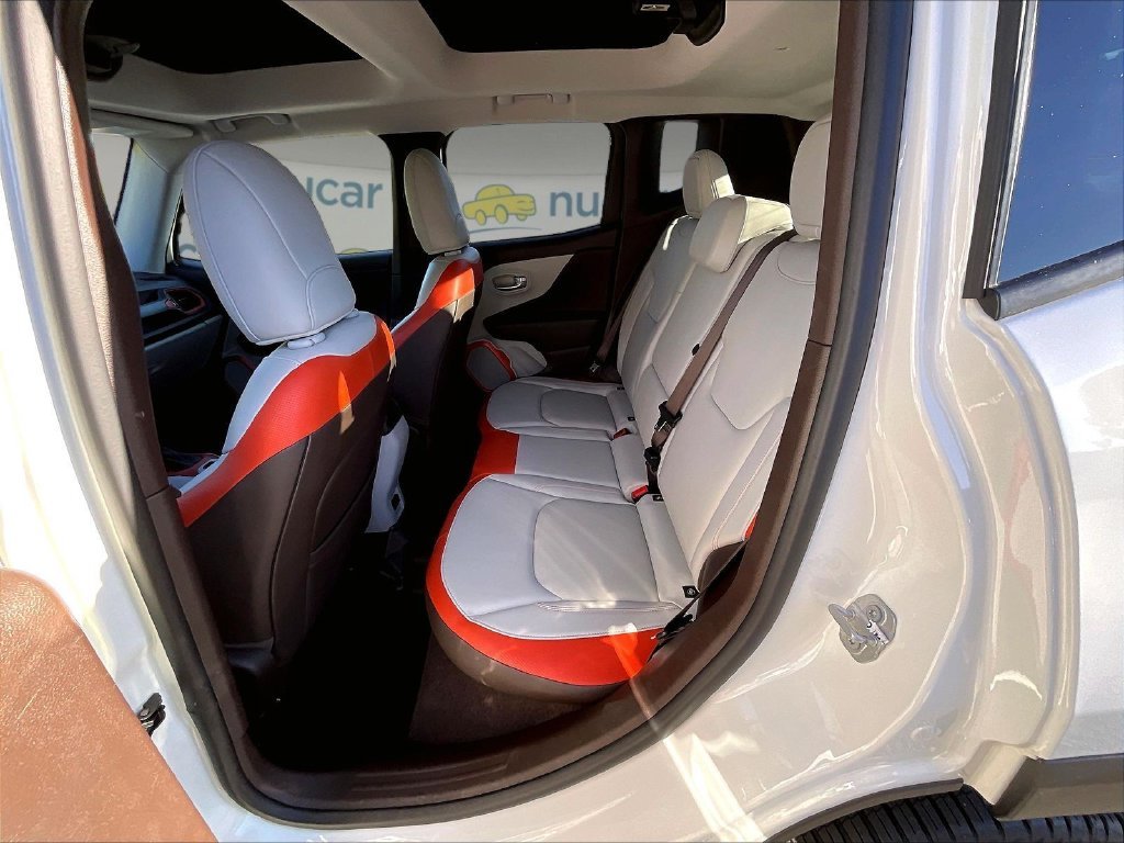 Used 2017 White Jeep Limited image 15
