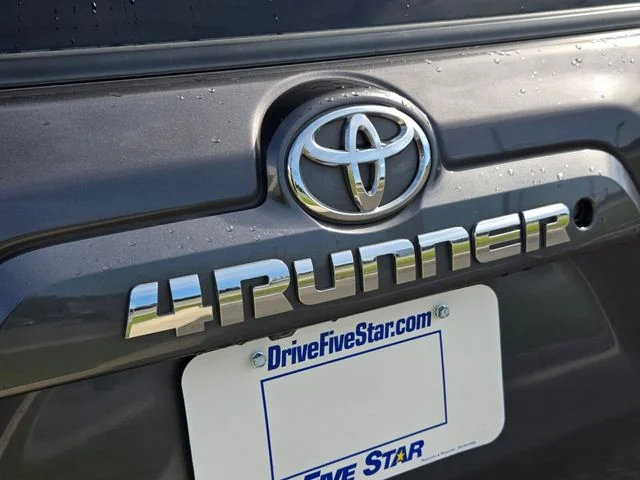 Used 2021 Gray Toyota SR5 image 11