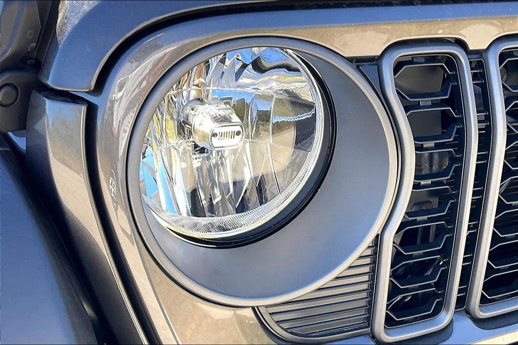 New 2026 Jeep Wrangler Sport S 4D Sport Utility