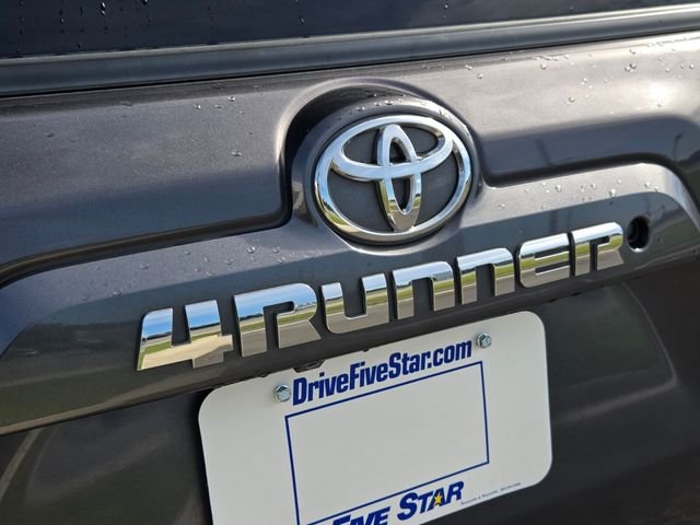 Used 2021 Gray Toyota SR5 image 11
