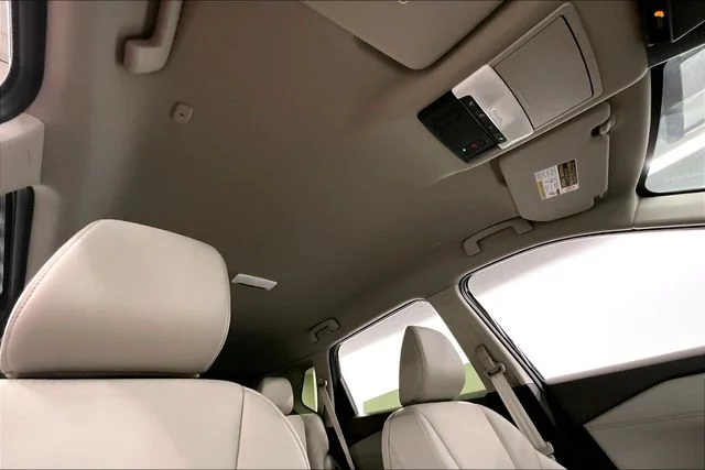 2025 Nissan Rogue SL - Photo 36