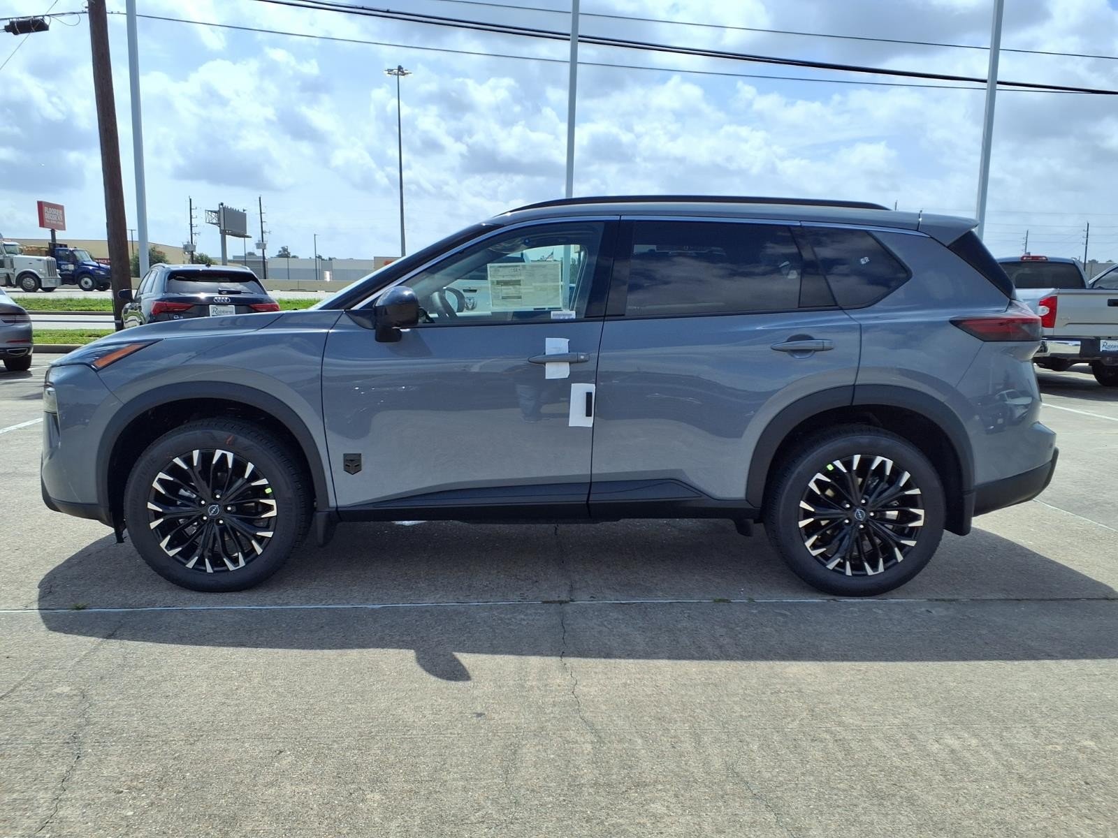 2026 Nissan Rogue Dark Armor™ Gray at Robbins Nissan
