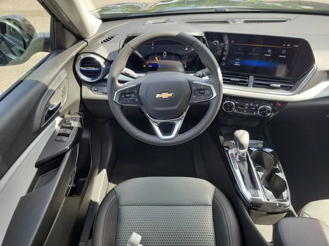 2026 Chevrolet Trax LT - Photo 18