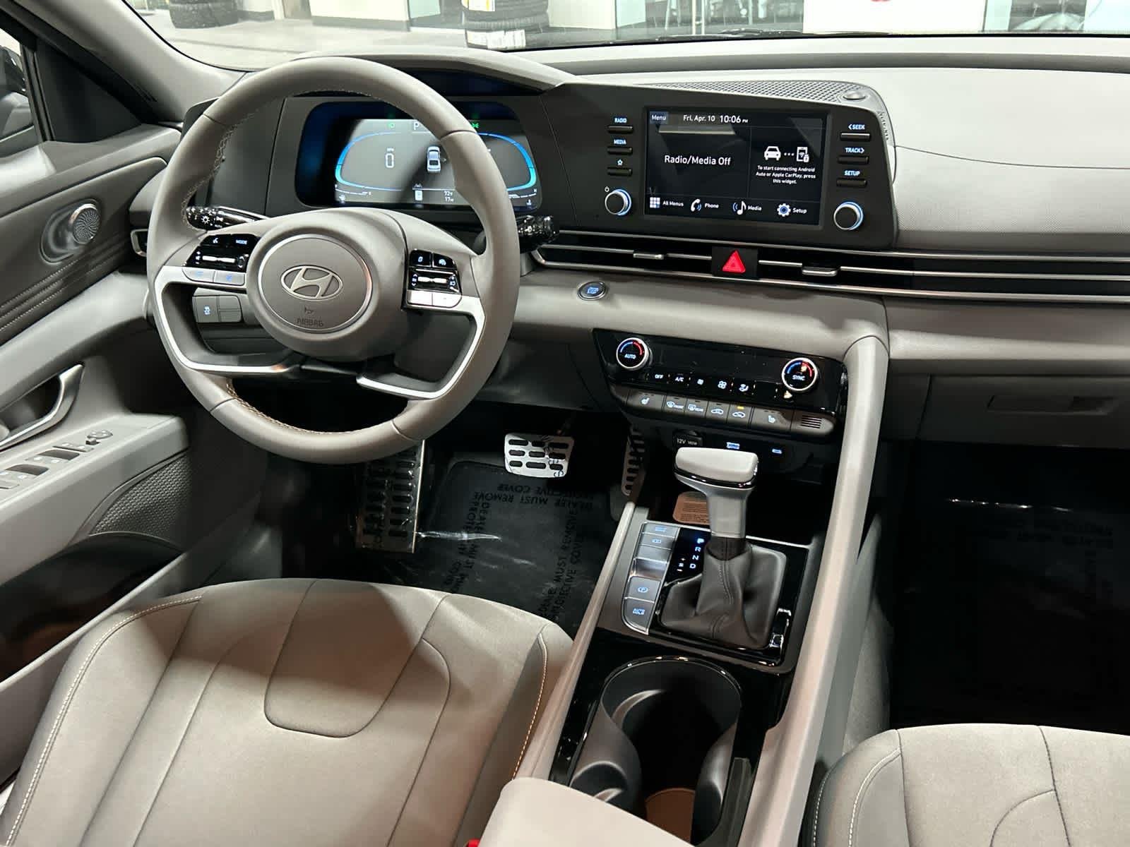 2026 Hyundai Elantra SEL - Photo 23