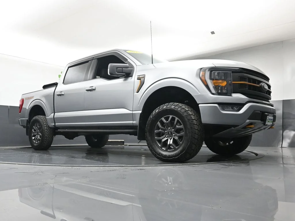 Used 2023 Silver Ford Tremor image 26