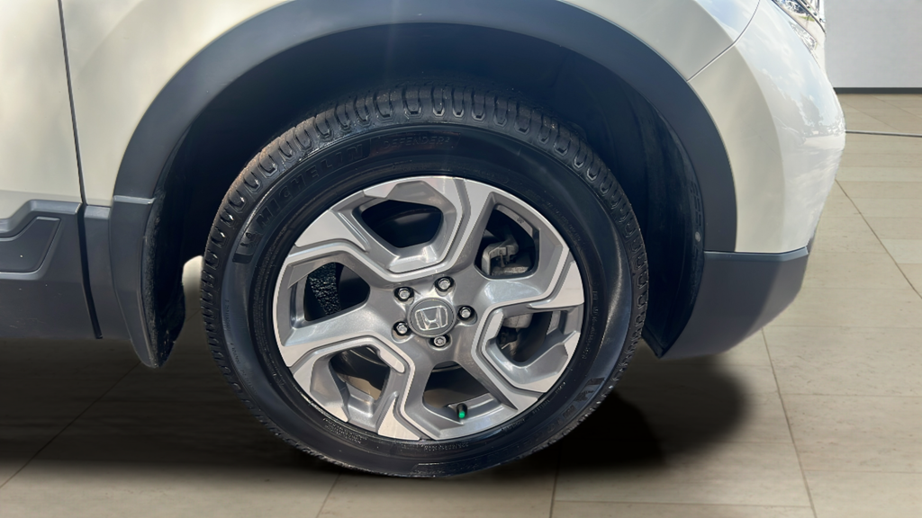 Used 2018 White Honda EX-L image 23