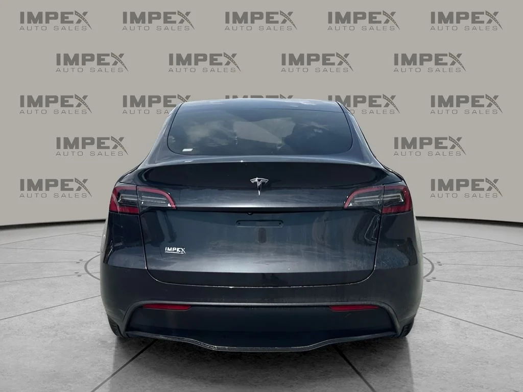 Used 2024 Gray Tesla Long Range image 4