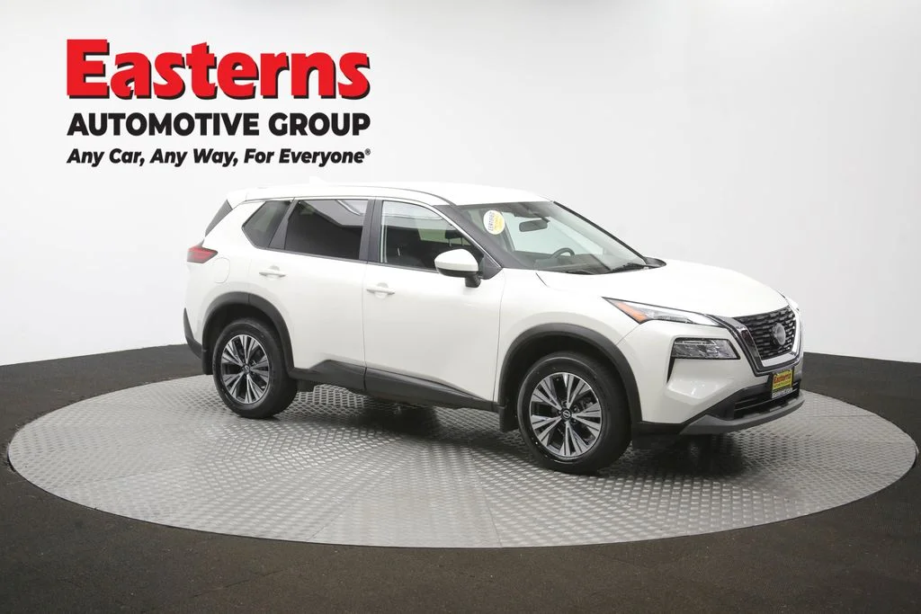 Used 2023 White Nissan SV image 46