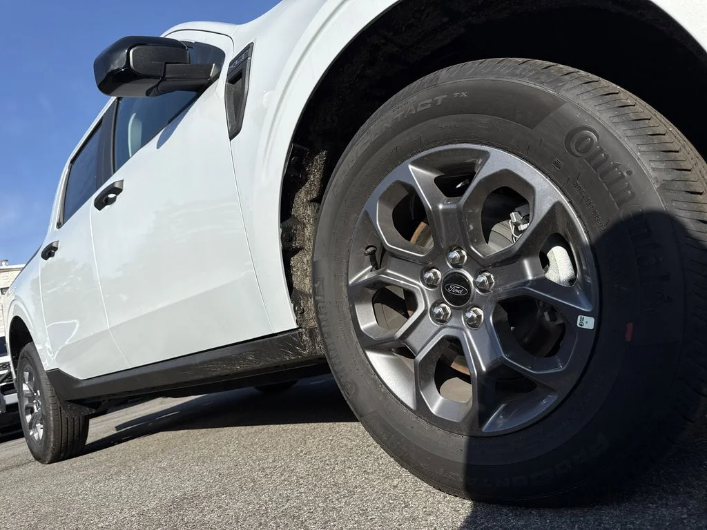 New 2026 White Ford XLT image 9