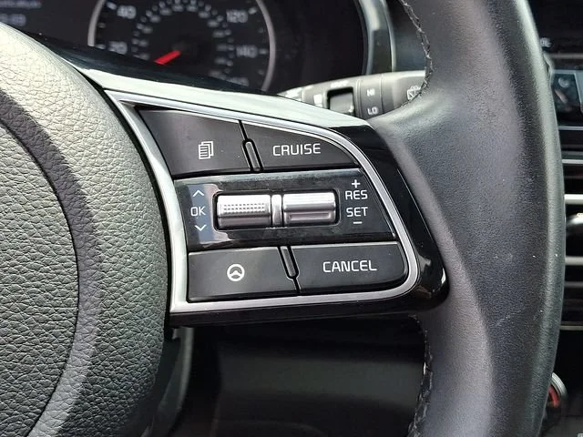 Used 2022 Blue Kia EX image 24