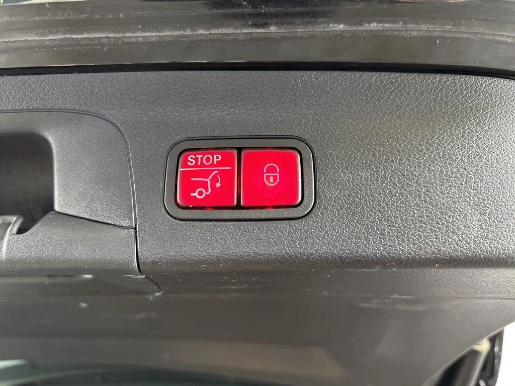 Used 2023 Obsidian Black Metallic Mercedes-Benz GLS 450 image 25