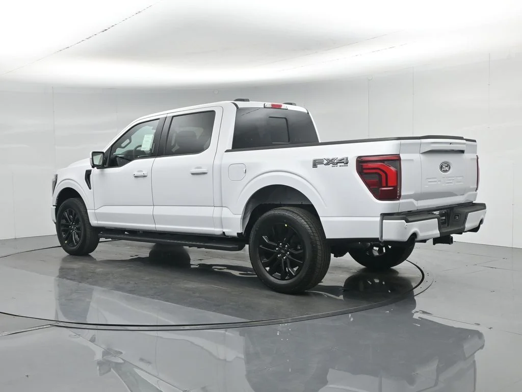 New 2026 Oxford White Ford Lariat image 6