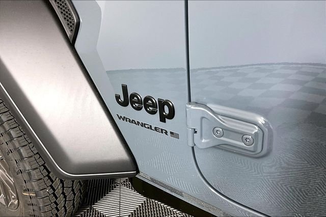 New 2026 Anvil Clearcoat Jeep Sport S image 8