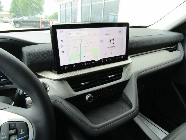 New 2026 Space White Metallic Ford Active image 62