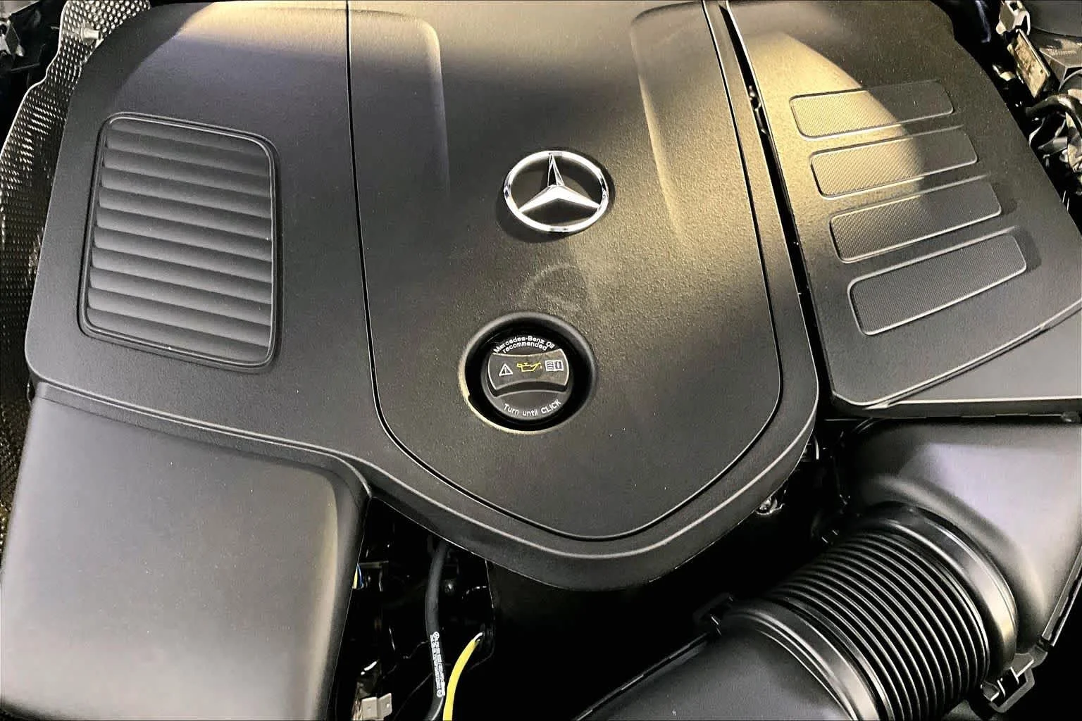 New 2026 Black Mercedes-Benz GLC 300 image 15