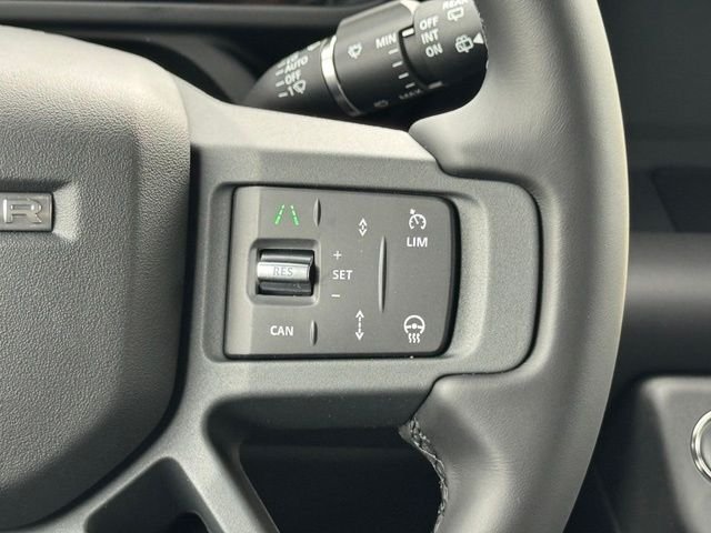 New 2026 Santorini Black Land Rover X-Dynamic SE image 24