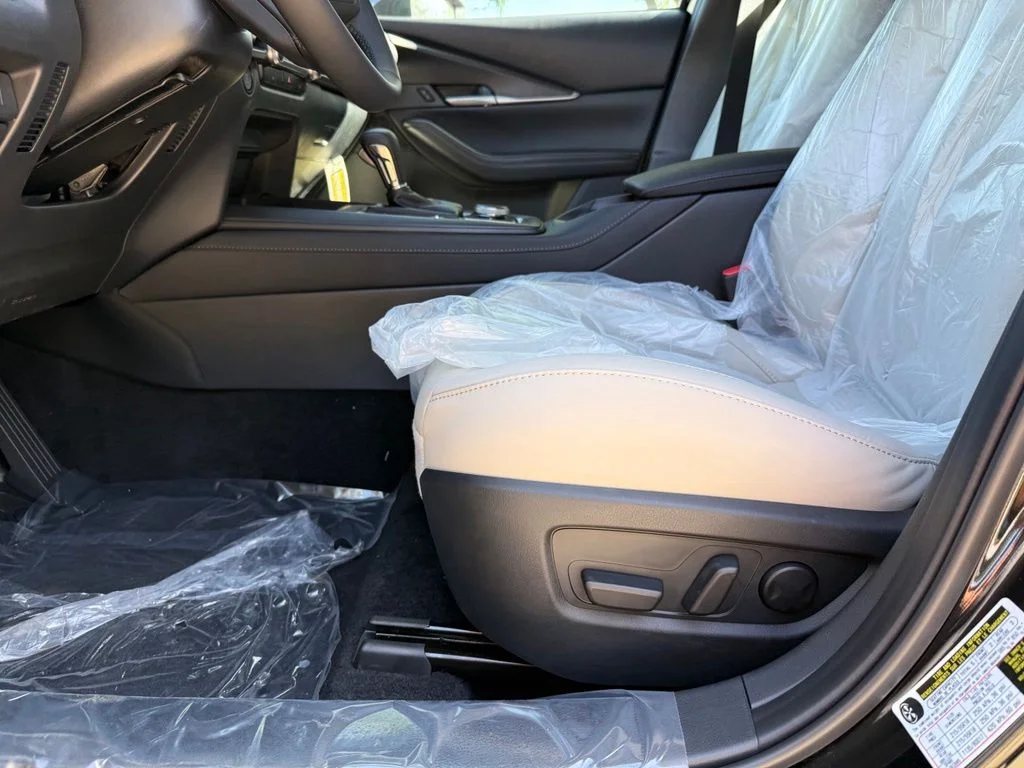New 2026 Jet Black Mica Mazda 2.5 S Select Sport AWD image 12