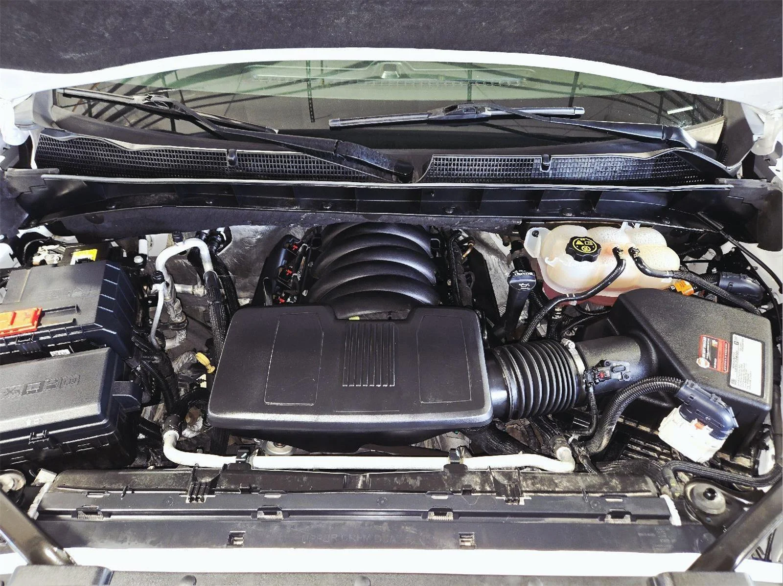 Used 2021 Summit White GMC Elevation image 59