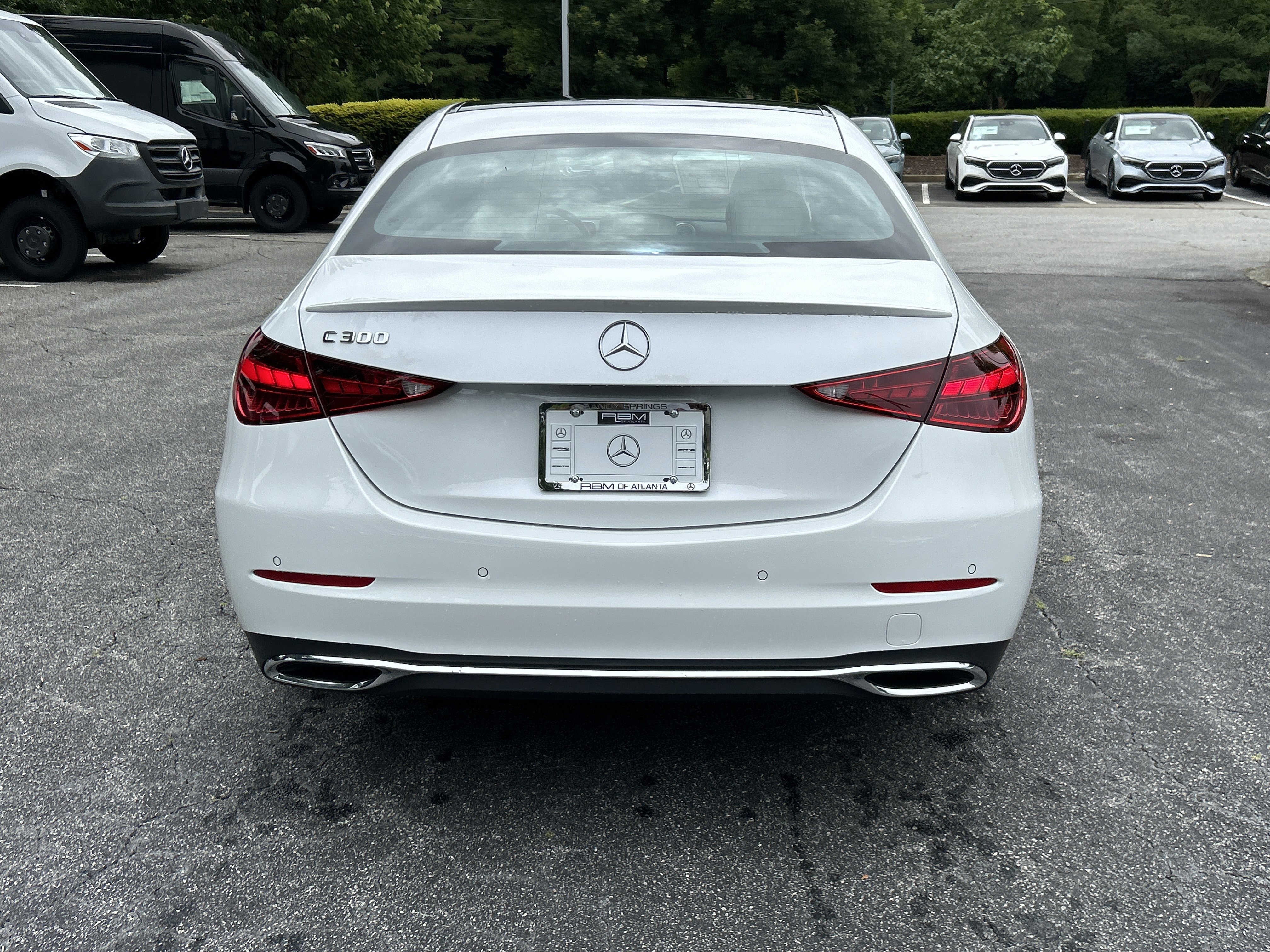 New 2026 MANUFAKTUR Moonlight White Metallic Mercedes-Benz C 300 Sedan image 7