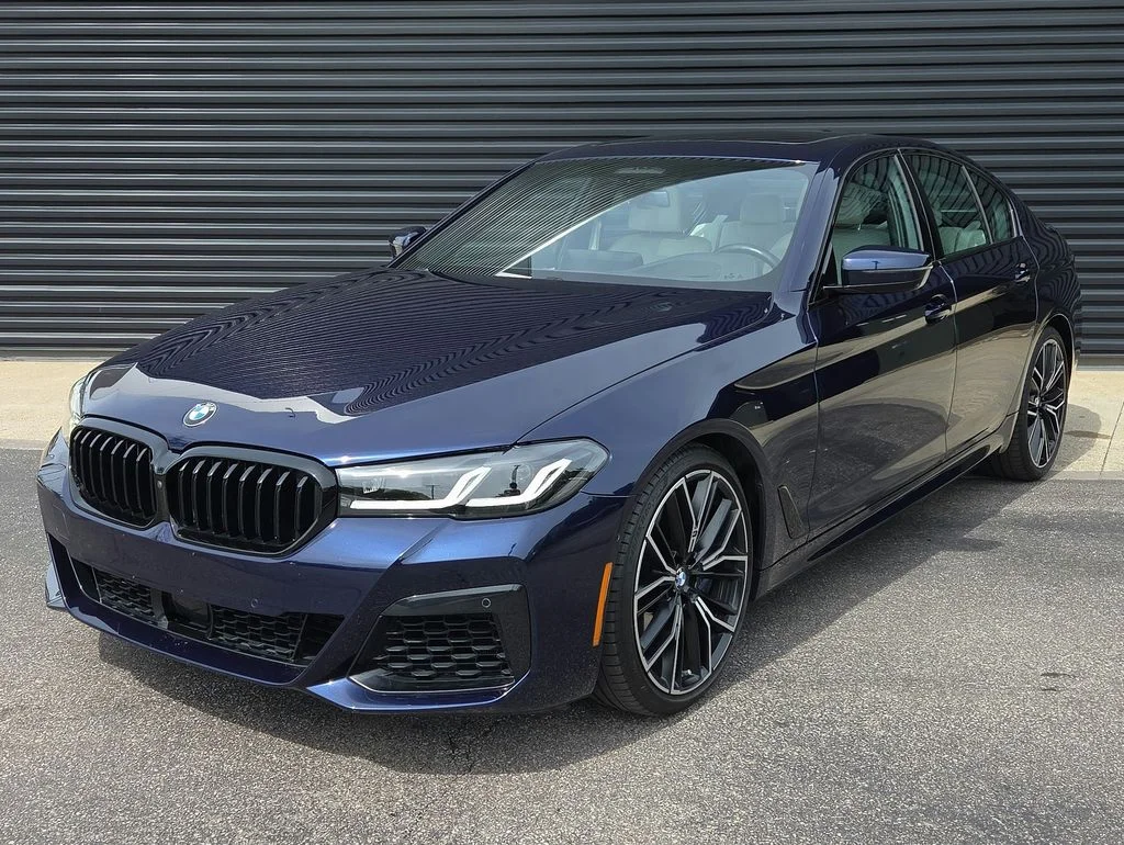 2021 BMW 5 Series M550i xDrive Sedan's photo