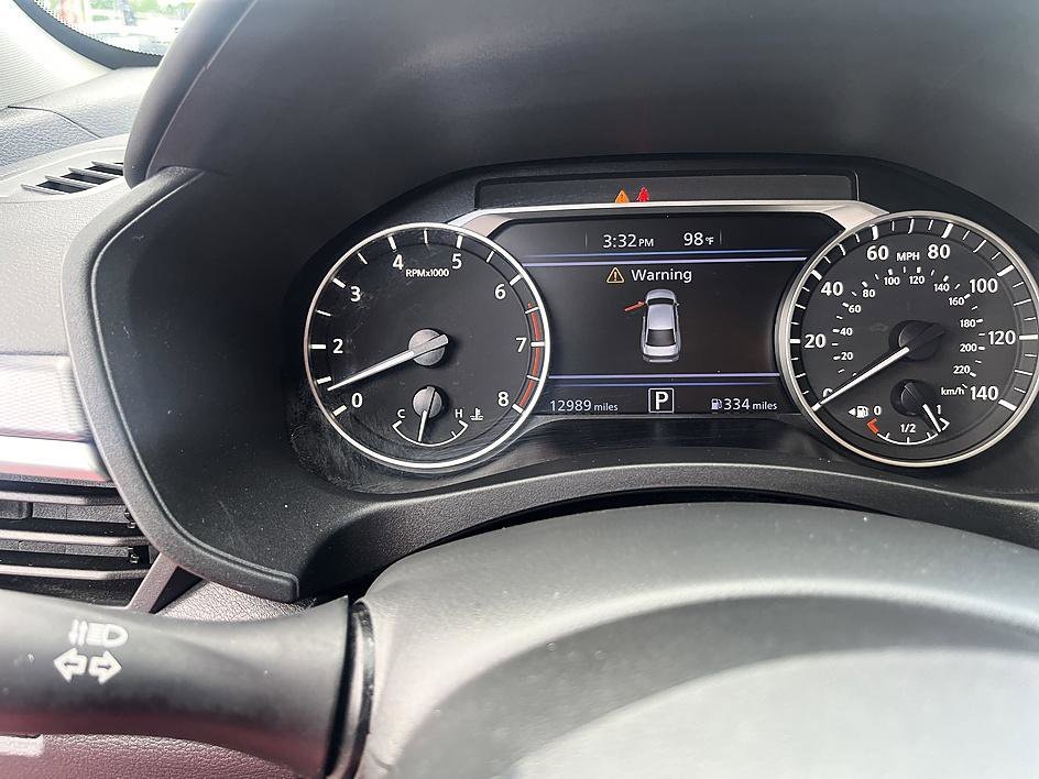 Used 2023 Scarlet Ember Tintcoat Nissan 2.5 SR image 18