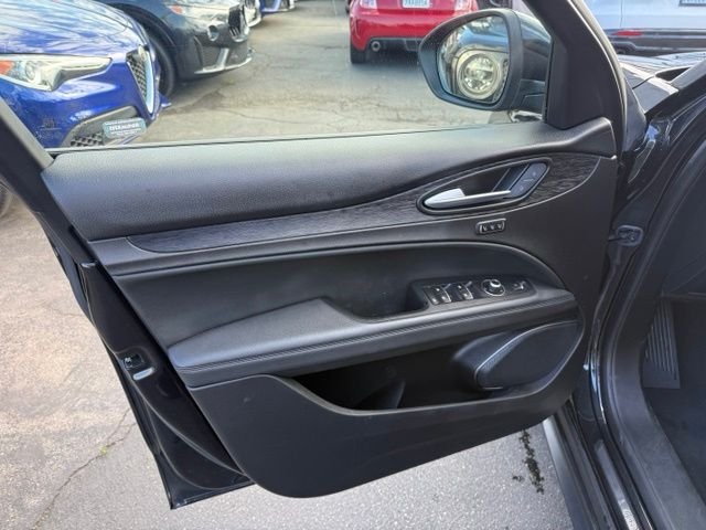 Certified Used 2022 Black Metallic Alfa Romeo Sprint image 6