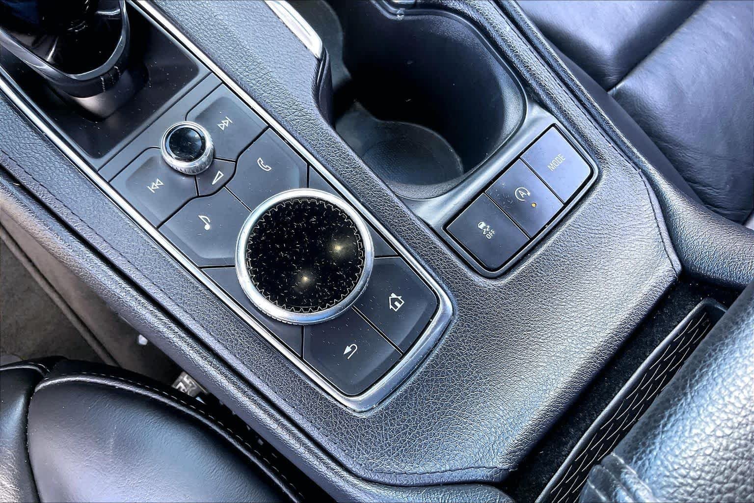 Used 2022 Radiant Silver Metallic Cadillac AWD Premium Luxury image 30