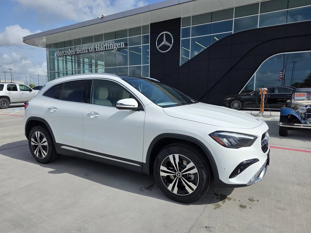 New 2026 Polar White Mercedes-Benz GLA 250 image 31