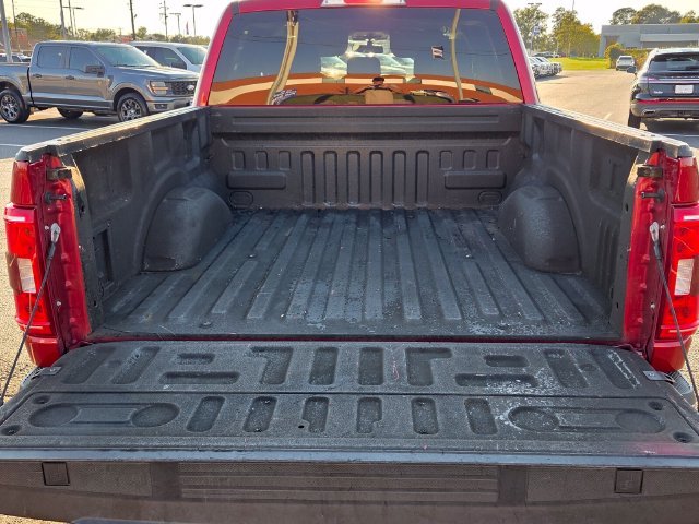 Used 2021 Red Ford XLT image 7
