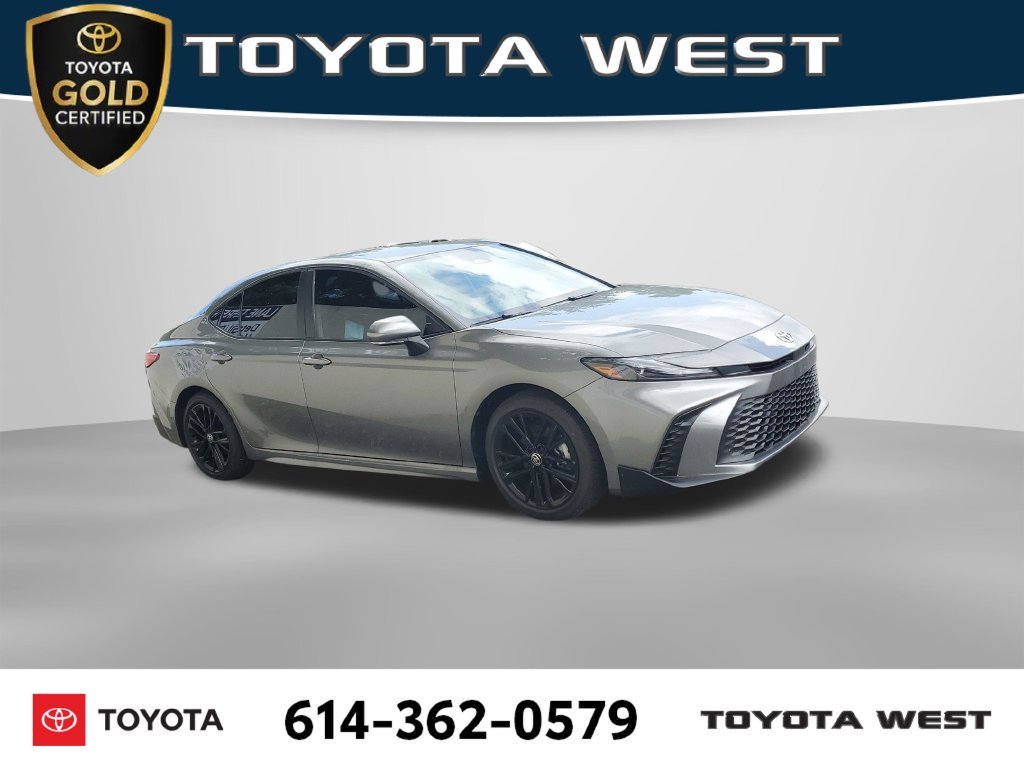 Used 2026  Toyota SE image 4