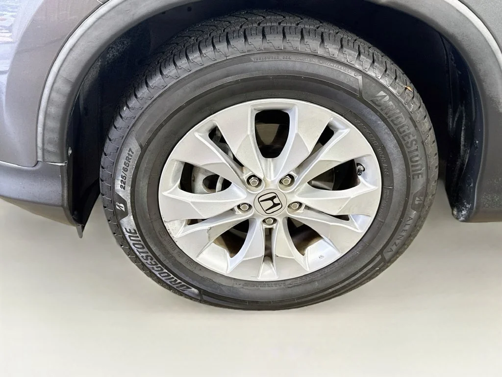 Used 2013 Gray Honda EX-L image 39