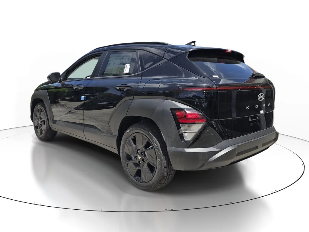 New 2026 Black Hyundai SEL Sport image 4