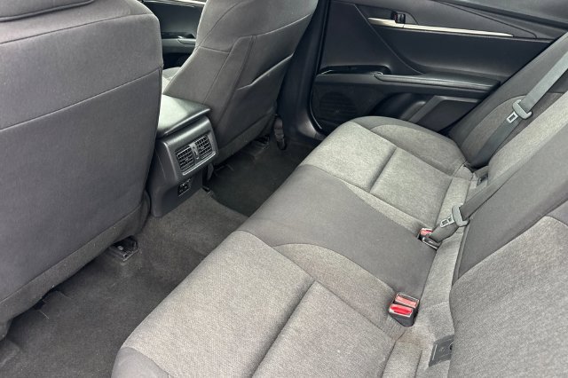 Used 2025 White Toyota LE image 14