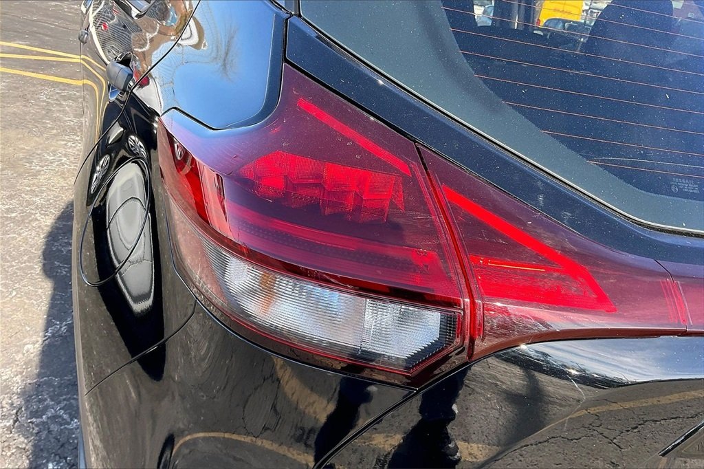 2022 NISSAN KICKS - Image 26