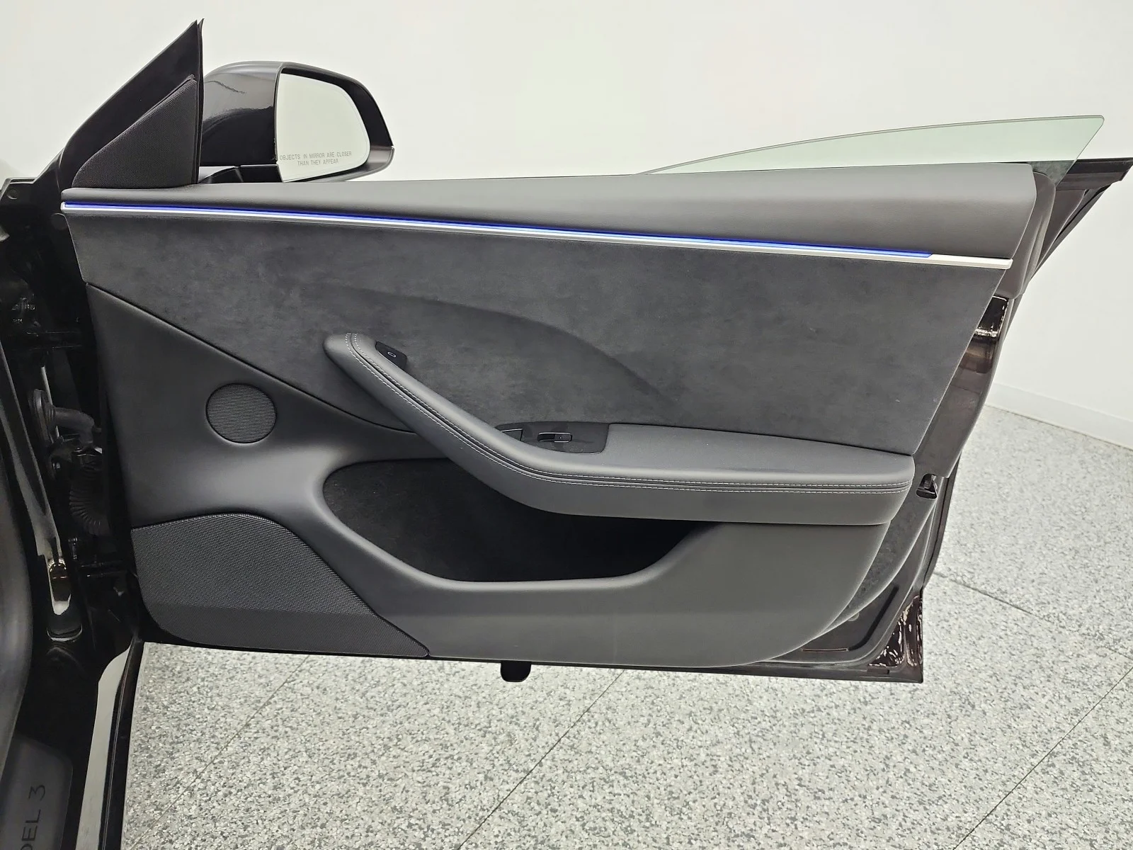 Used 2024 Solid Black Tesla Long Range image 18