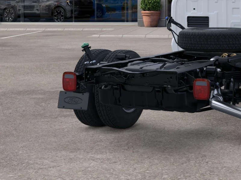 2026 Ford F-350 Super Duty Chassis Cab XL - Photo 44