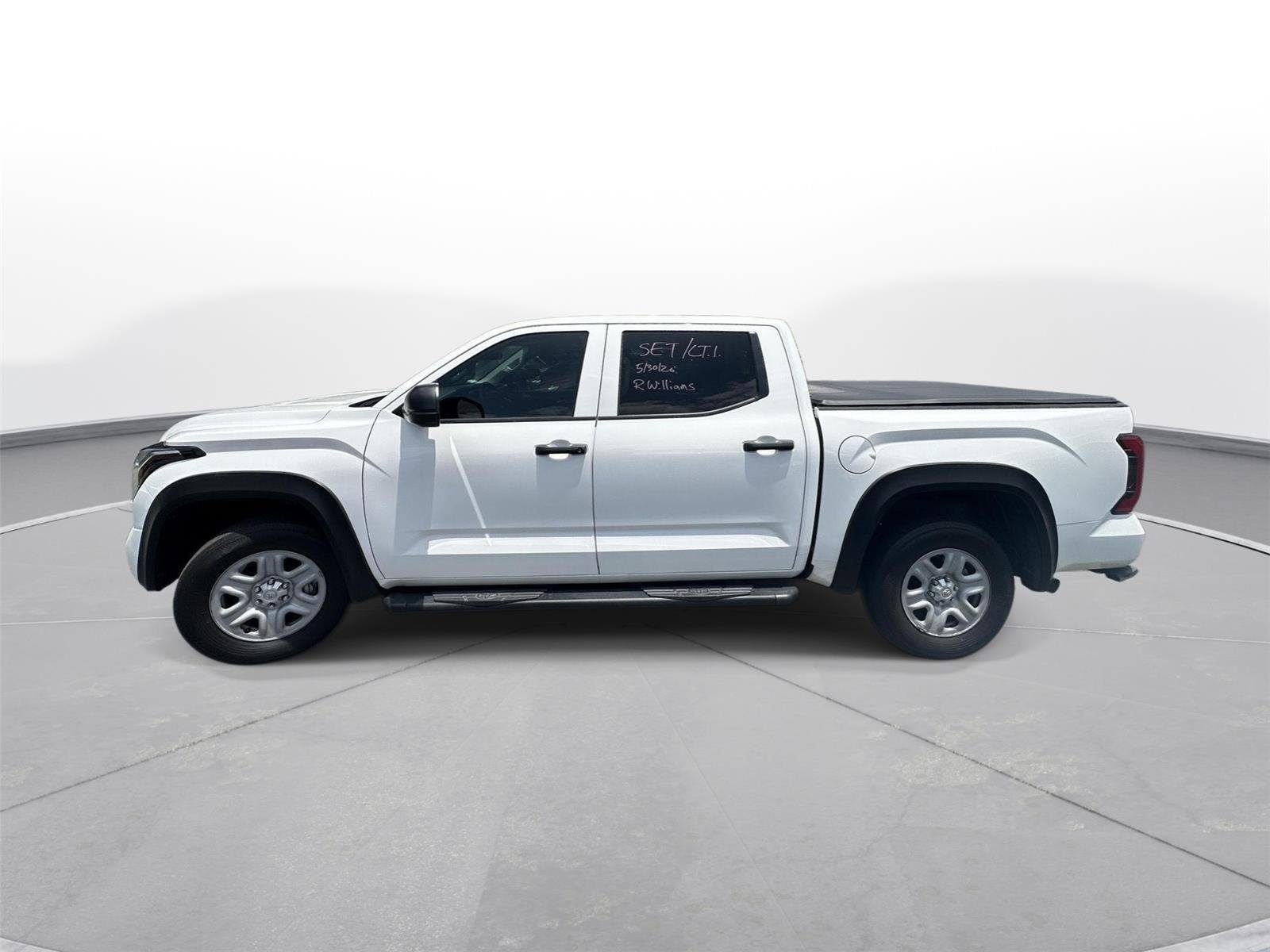 Used 2023 WHITE TOYOTA TRUCK SR image 9