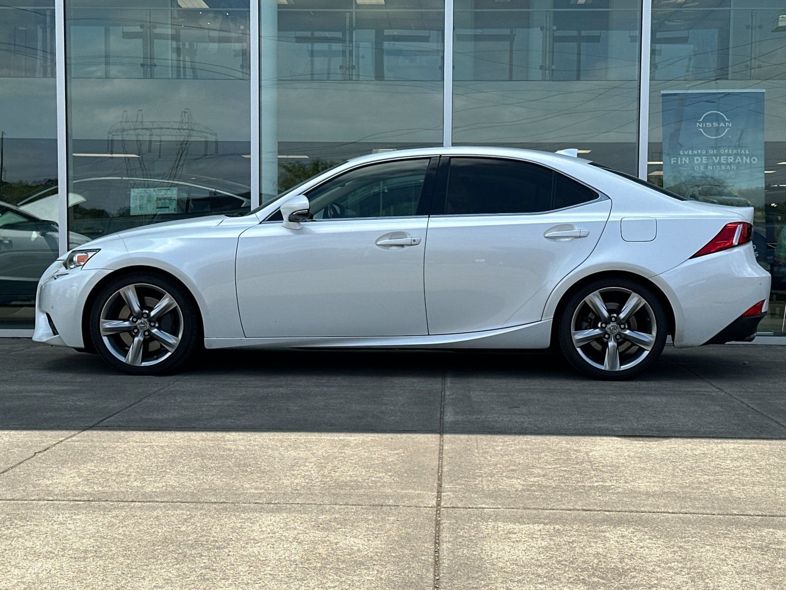 Used 2015 Ultra White Lexus 350 image 6