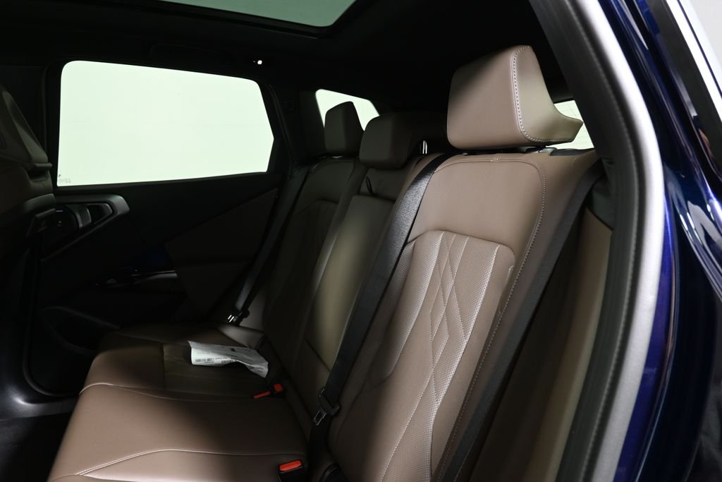 New 2026 Blue BMW 30 xDrive image 4