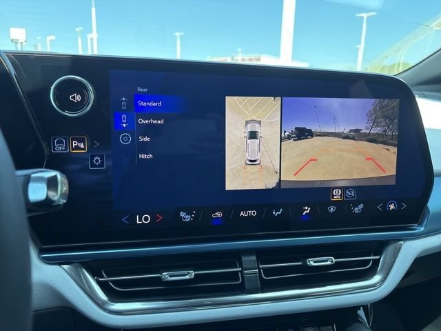 New 2026 Summit White Chevrolet LT image 20