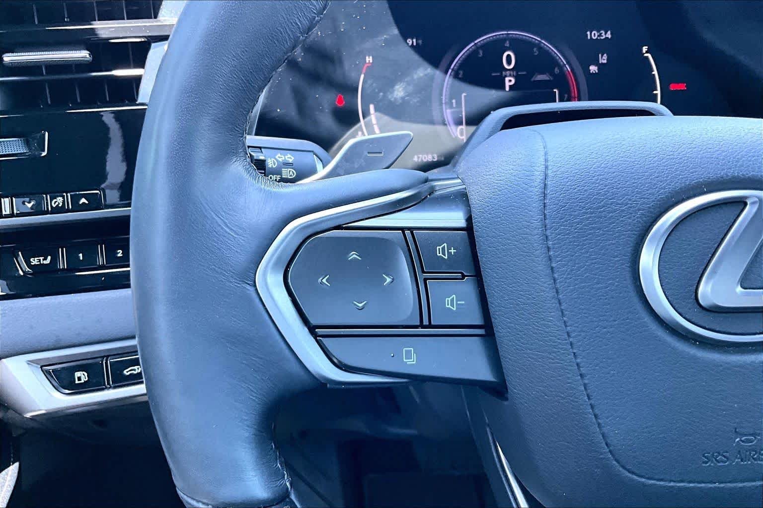 Used 2023 Nebula Gray Pearl Lexus Luxury image 22