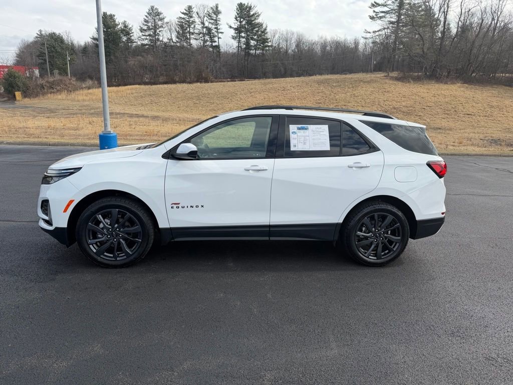 Used 2024 Summit White Chevrolet RS image 5