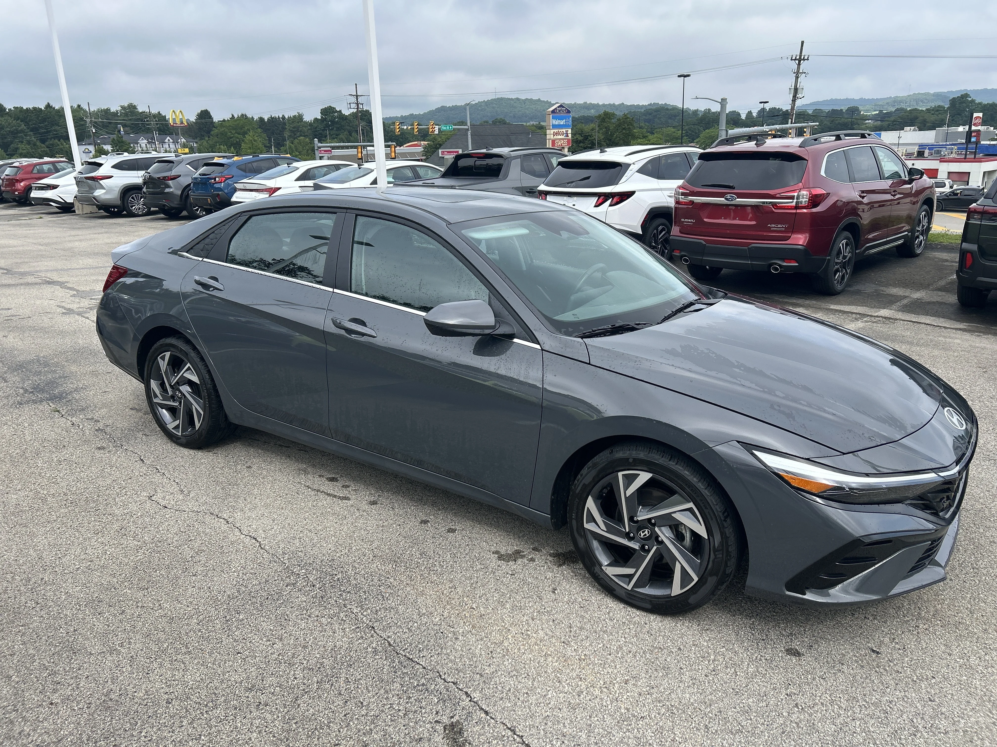 Used 2025 Ecotronic Gray Hyundai SEL Convenience image 11