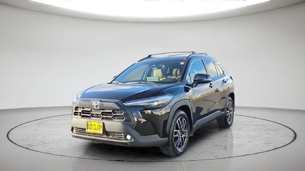 2026 Toyota Corolla Cross XLE